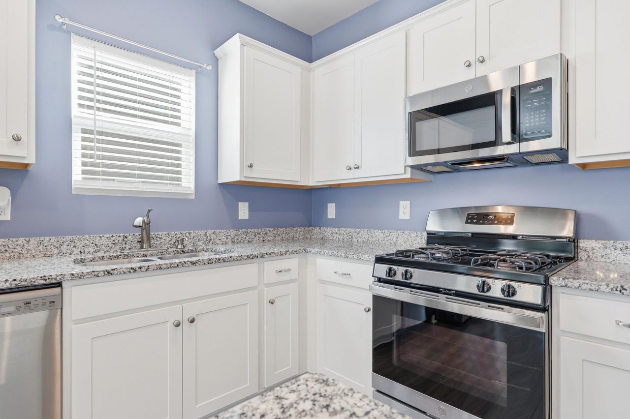 214 Portofino Dr. Photo 9