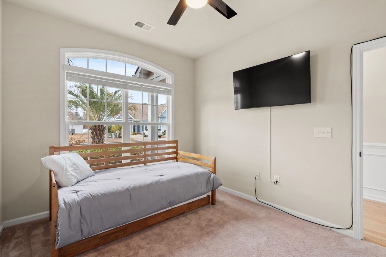 325 Saint Catherine Bay Ct.  Photo 19