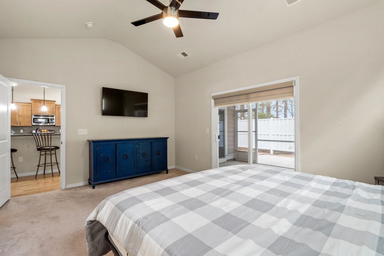 325 Saint Catherine Bay Ct.  Photo 23