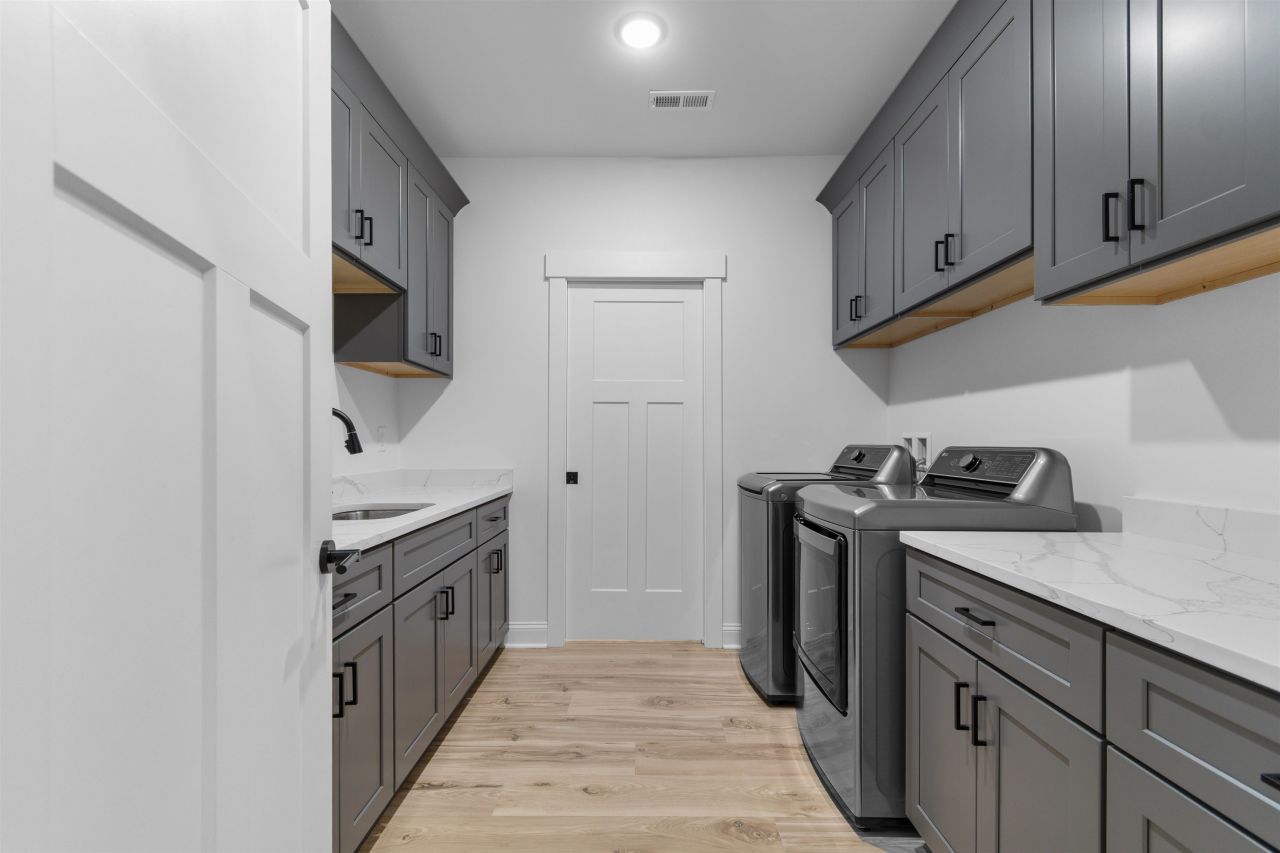 6220 Highway 65  Photo 21