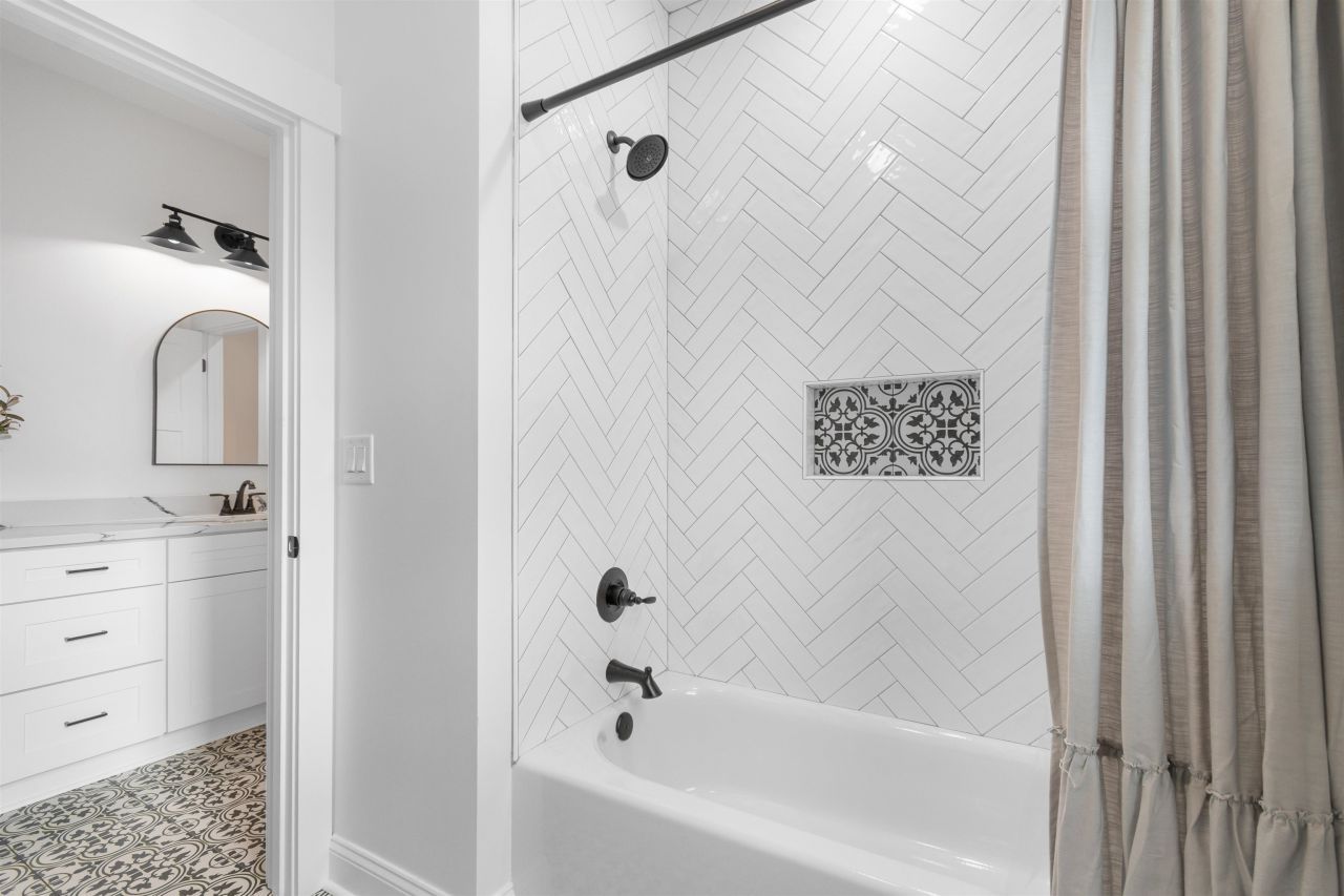 6220 Highway 65  Photo 24