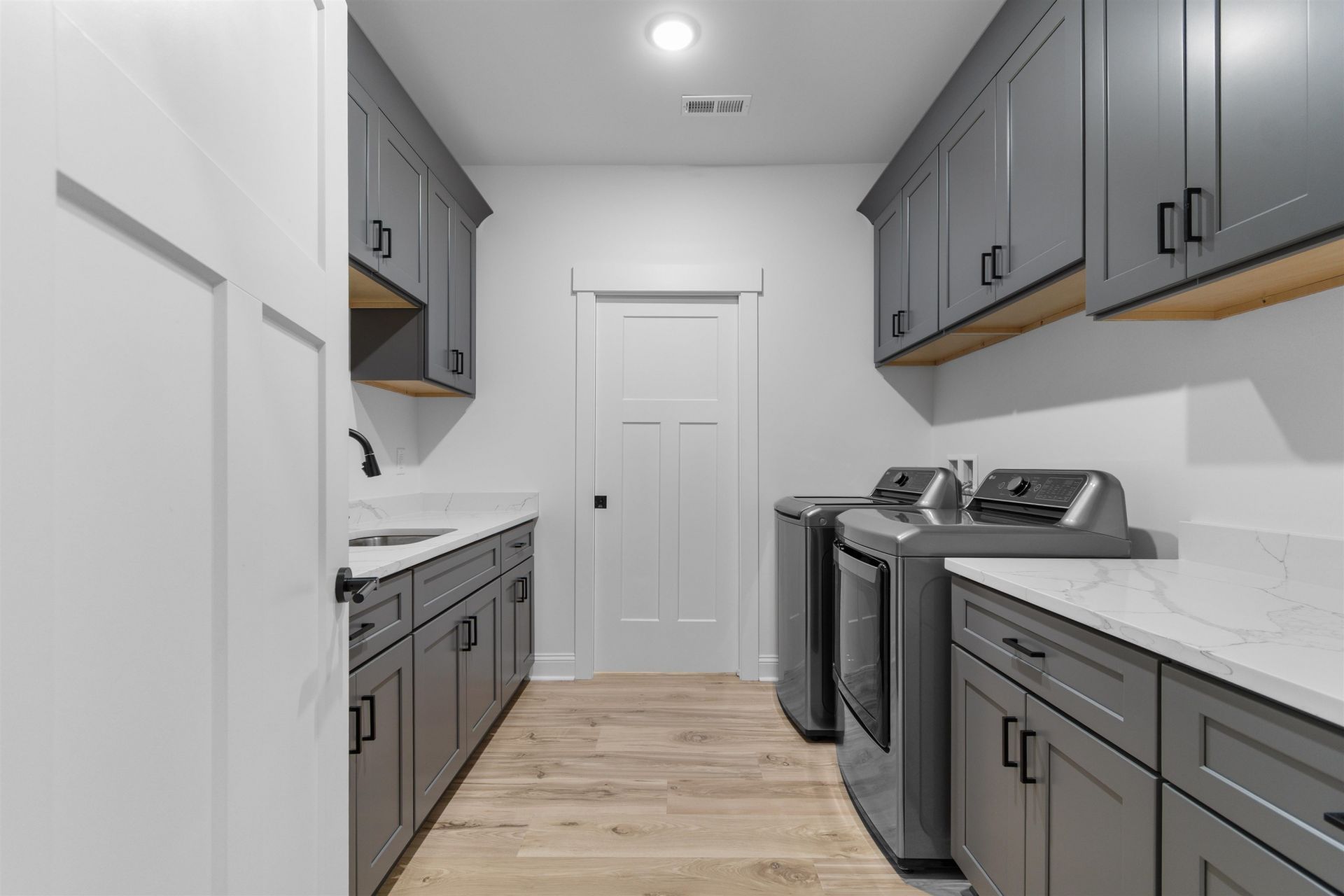 6220 Highway 65 Photo 24