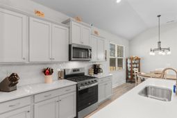 1118 Barrington Way  photo 4