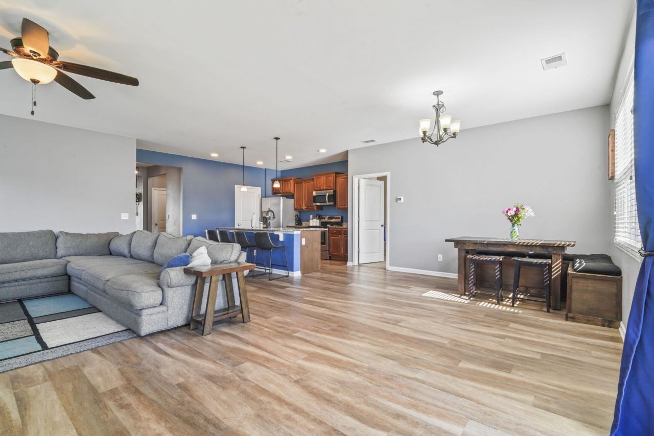 172 Harmony Ln.  Photo 10