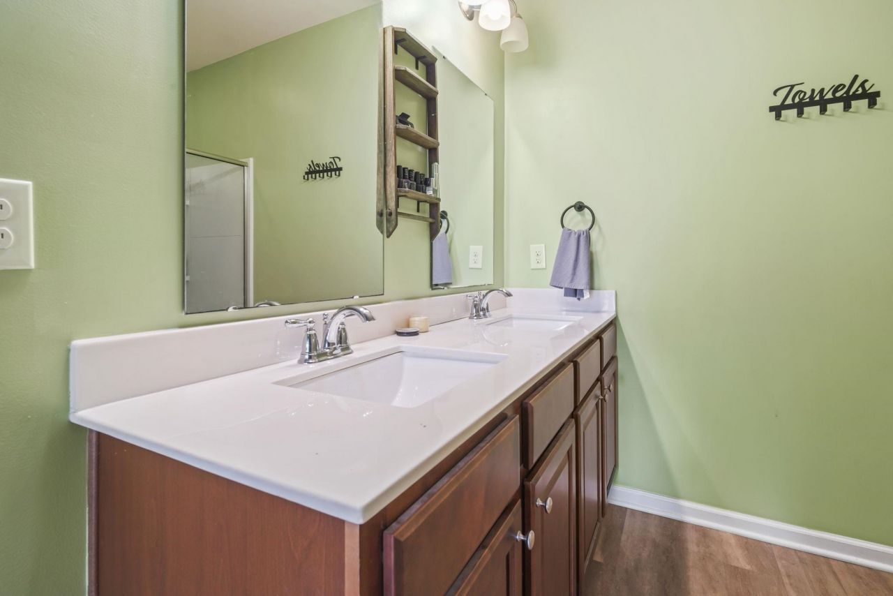 172 Harmony Ln.  Photo 28