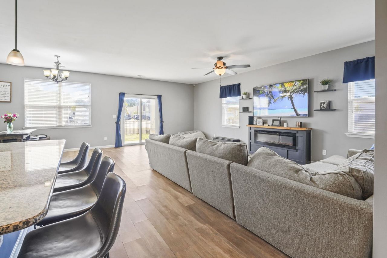 172 Harmony Ln.  Photo 5