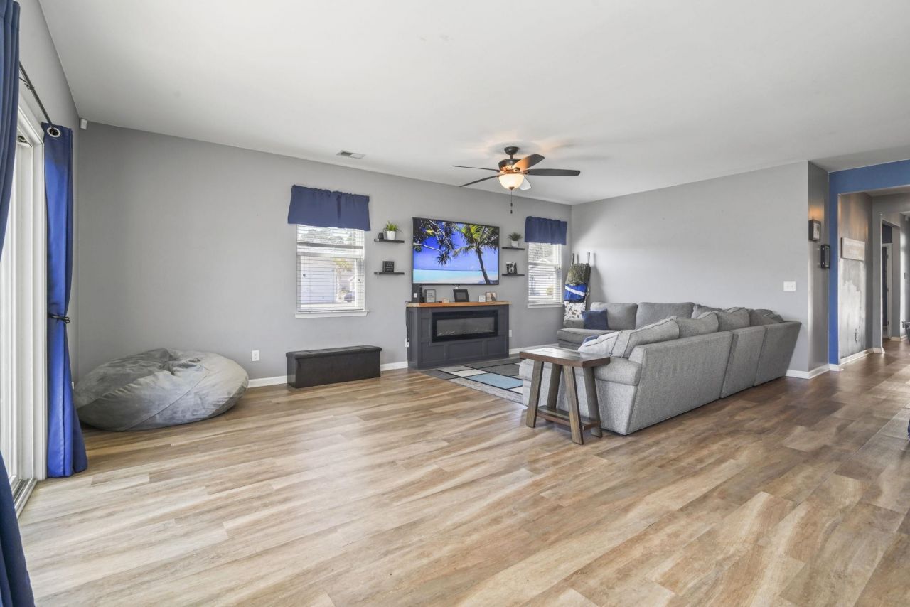 172 Harmony Ln.  Photo 8