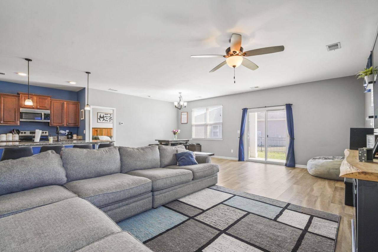 172 Harmony Ln.  Photo 9