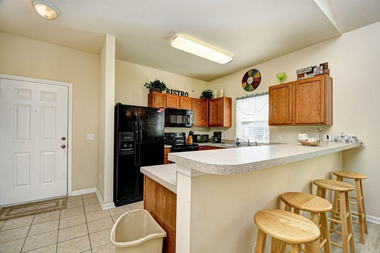 6253 Catalina Dr.  Photo 11