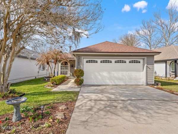12041 ARBOR LAKE Drive, Jacksonville, FL 32225
