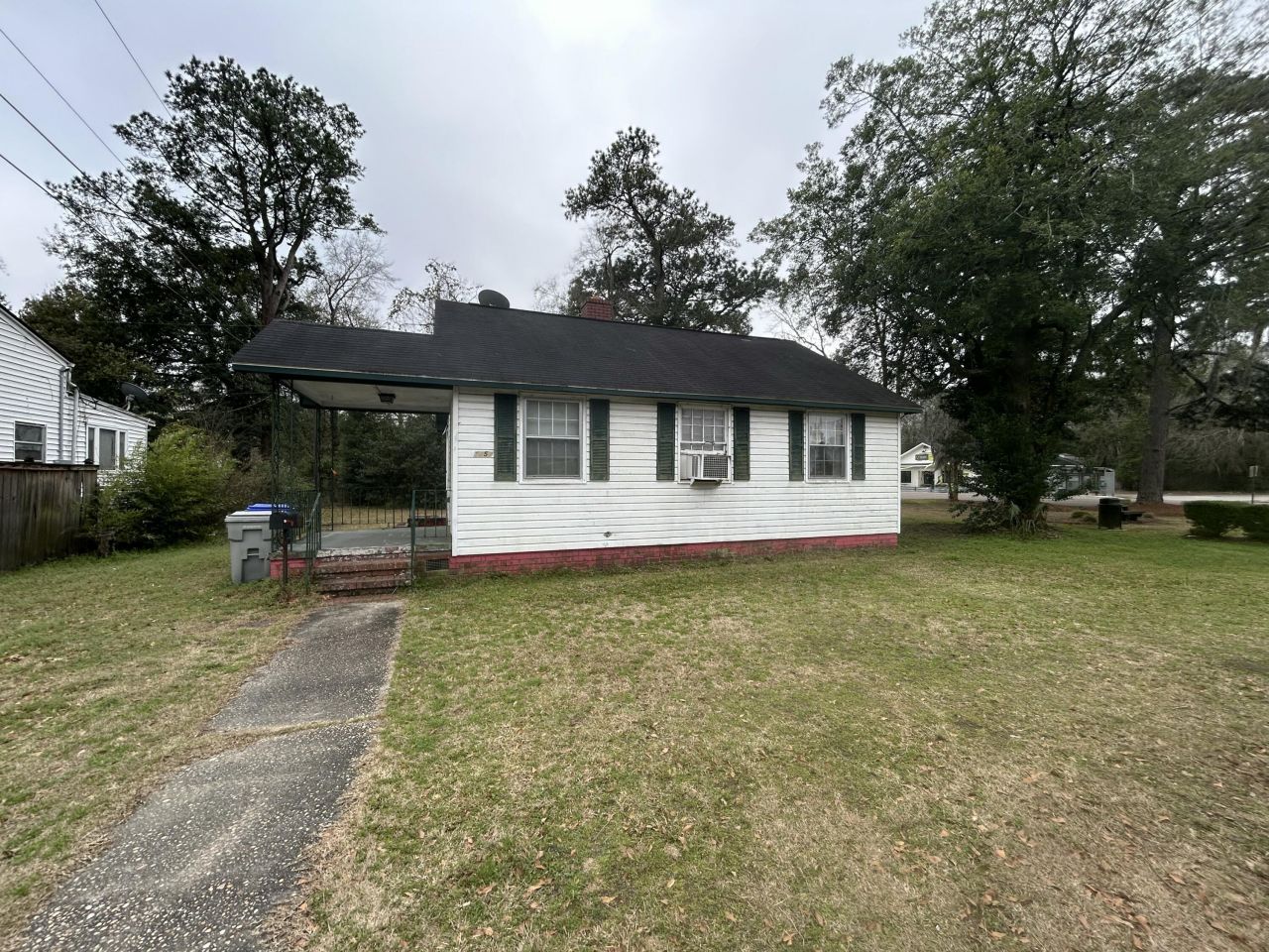 1457 E Montague Avenue Photo 1