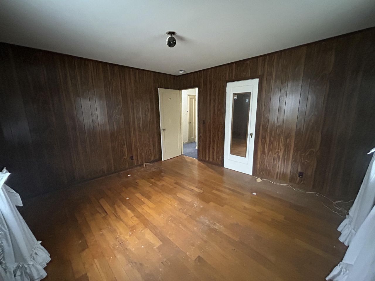 1457 E Montague Avenue Photo 11