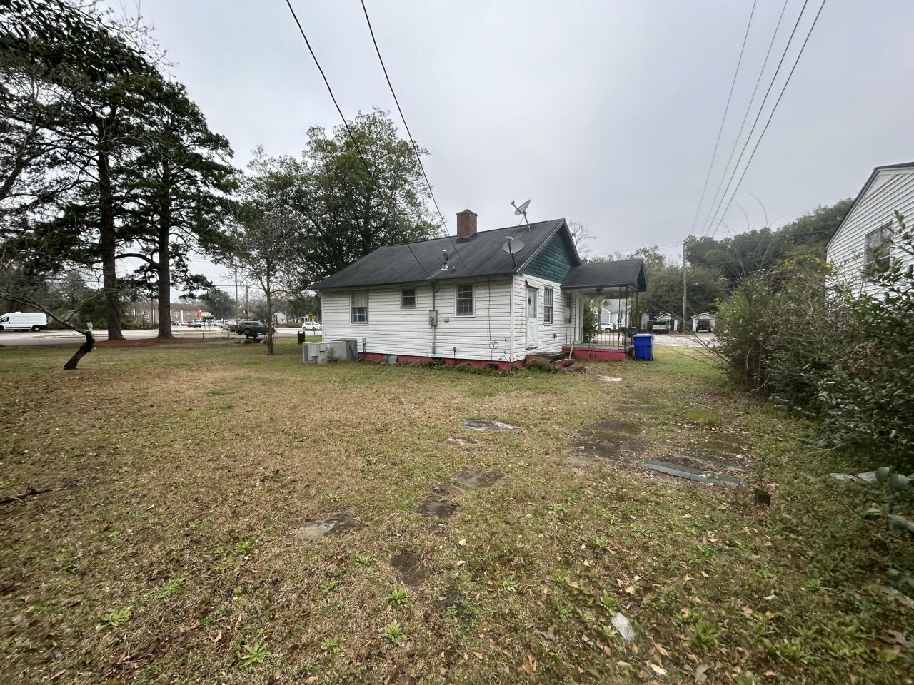 1457 E Montague Avenue Photo 15