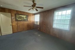 1457 E Montague Avenue photo 4