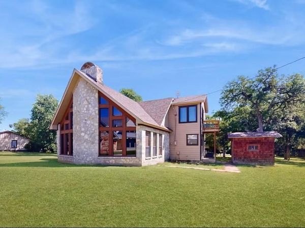 120 Live Oak Drive, Whitney, TX 76692