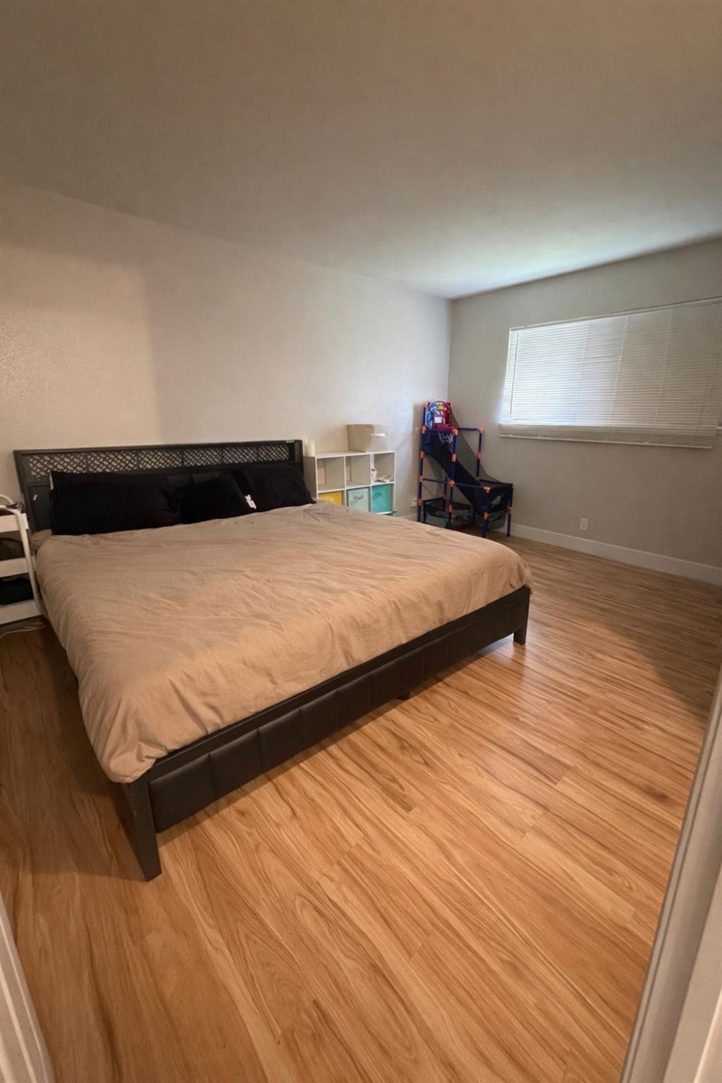 823 E Yorkshire Dr, Stockton, CA 95207 Photo