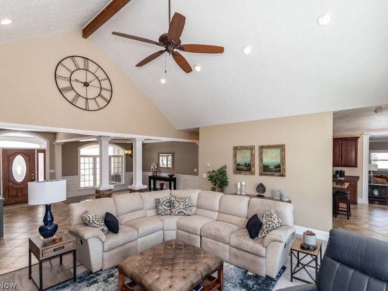 12195 Arborwood Way, Chardon, OH 44024 Photo 16