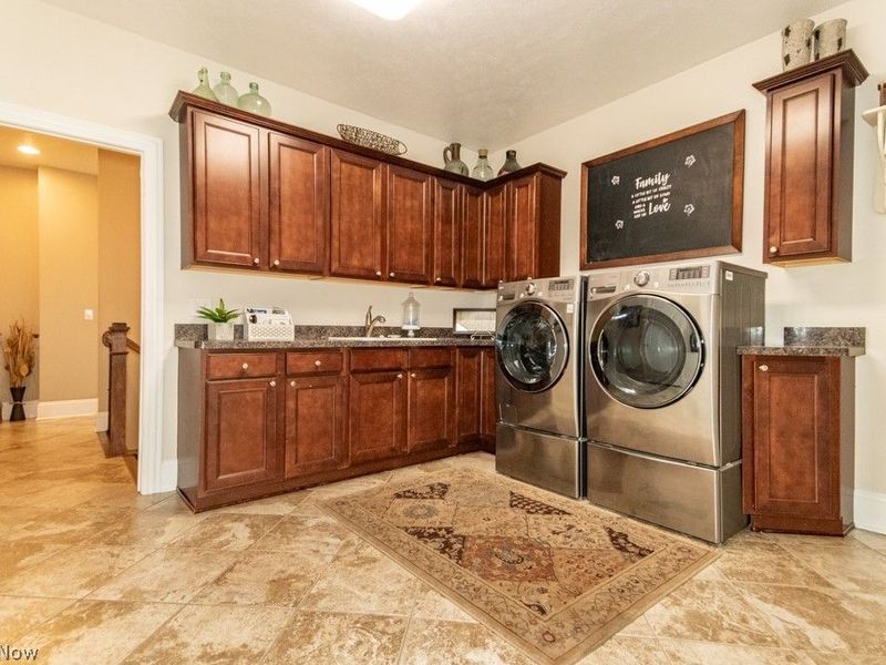 12195 Arborwood Way, Chardon, OH 44024 Photo 23