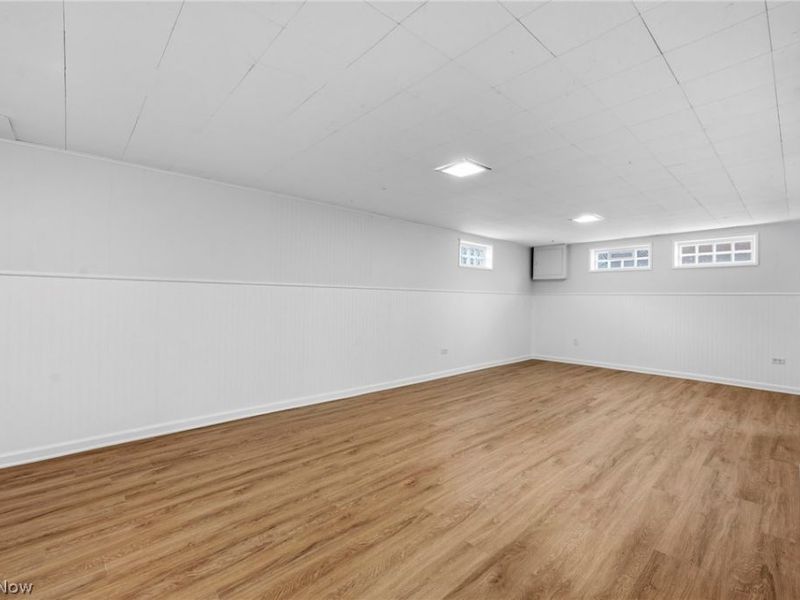 5757 Defiance Avenue, Brook Park, OH 44142 Photo 30