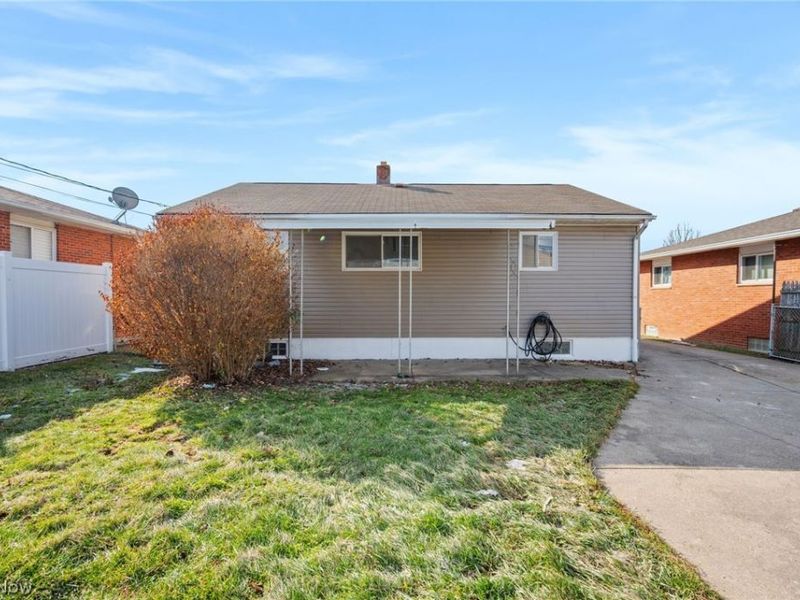 5757 Defiance Avenue, Brook Park, OH 44142 Photo 39