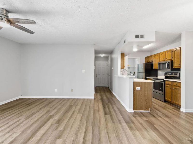 7633 Montgomery Road, Unit 3, Sycamore Township, OH 45236 Photo 11