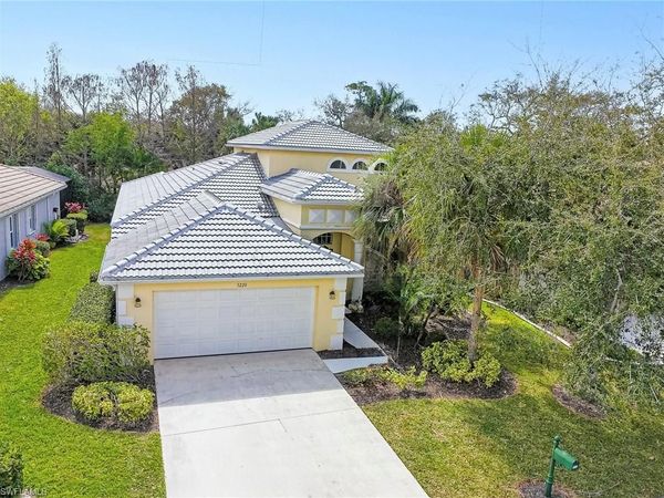 3220 Midship DR, NORTH FORT MYERS, FL 33903