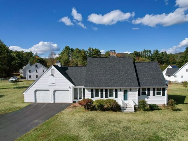 5 Cross Road, Hebron, NH 03241