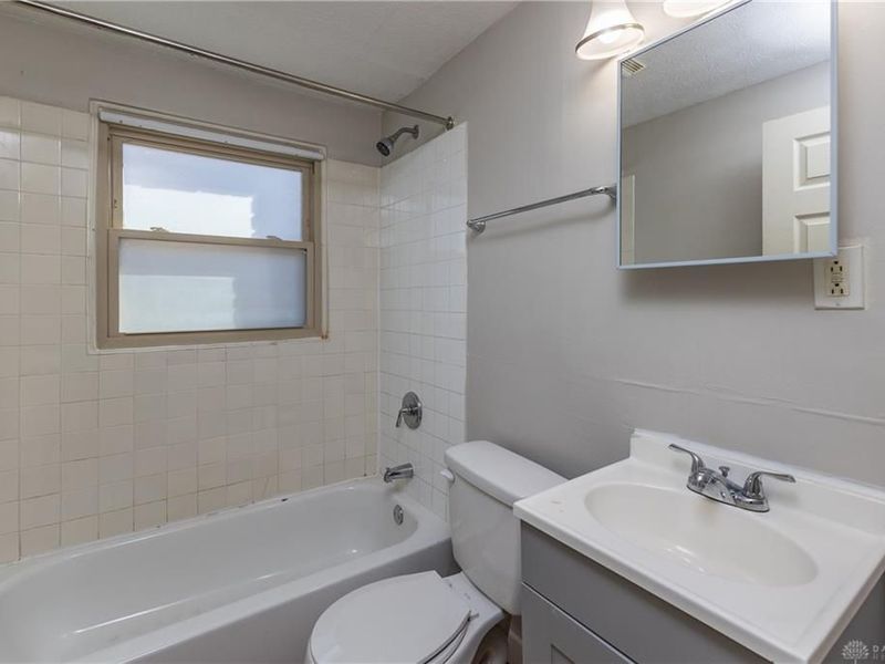 321 W Norman Avenue, Dayton, OH 45405 Photo 9