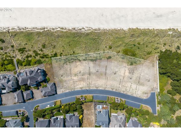 SW Cupola DR, Unit 8800, South Beach, OR 97366