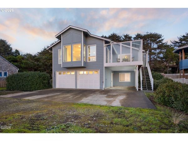 3401 NW HIDDEN LAKE DR, Waldport, OR 97394