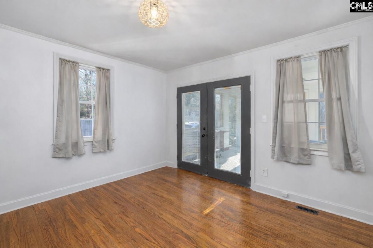 251 Park Drive  Photo 21