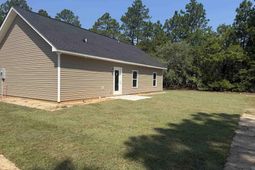 141 Trotter Lane photo 4