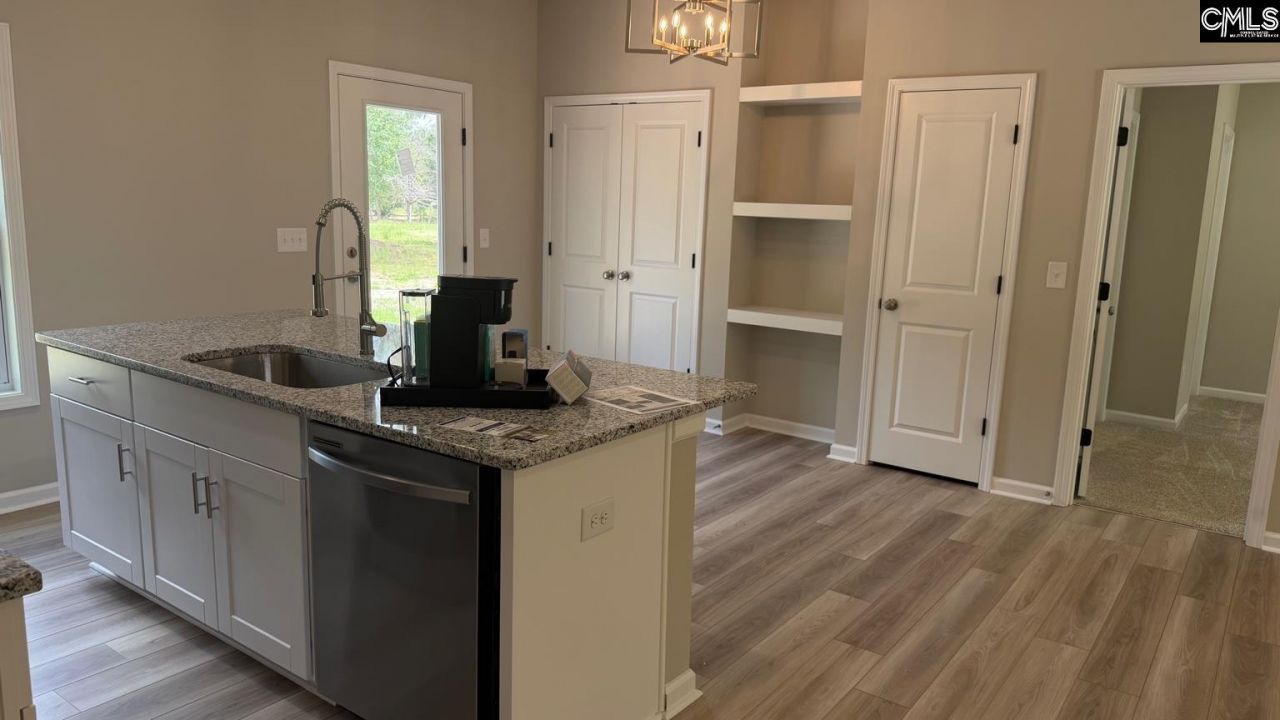 141 Trotter Lane Photo 5