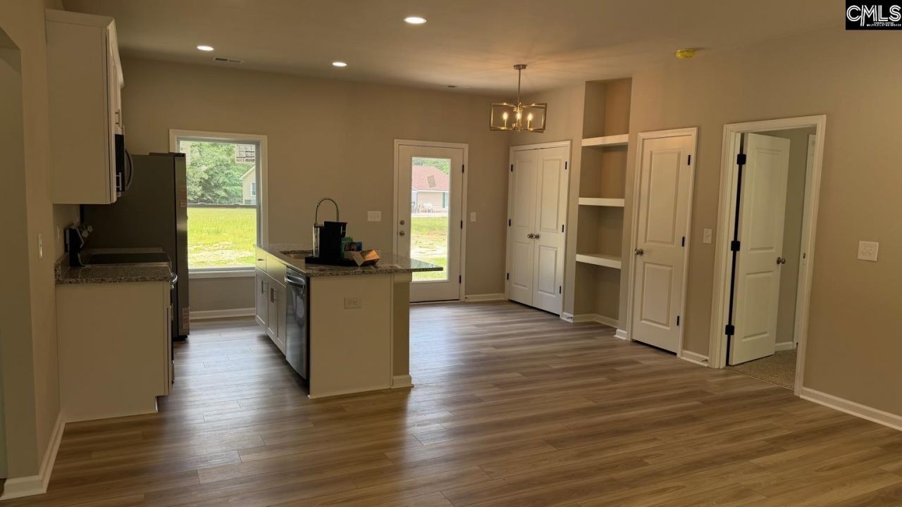 141 Trotter Lane Photo 6