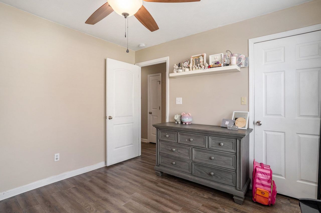 1036 Augustus Dr. Photo 19