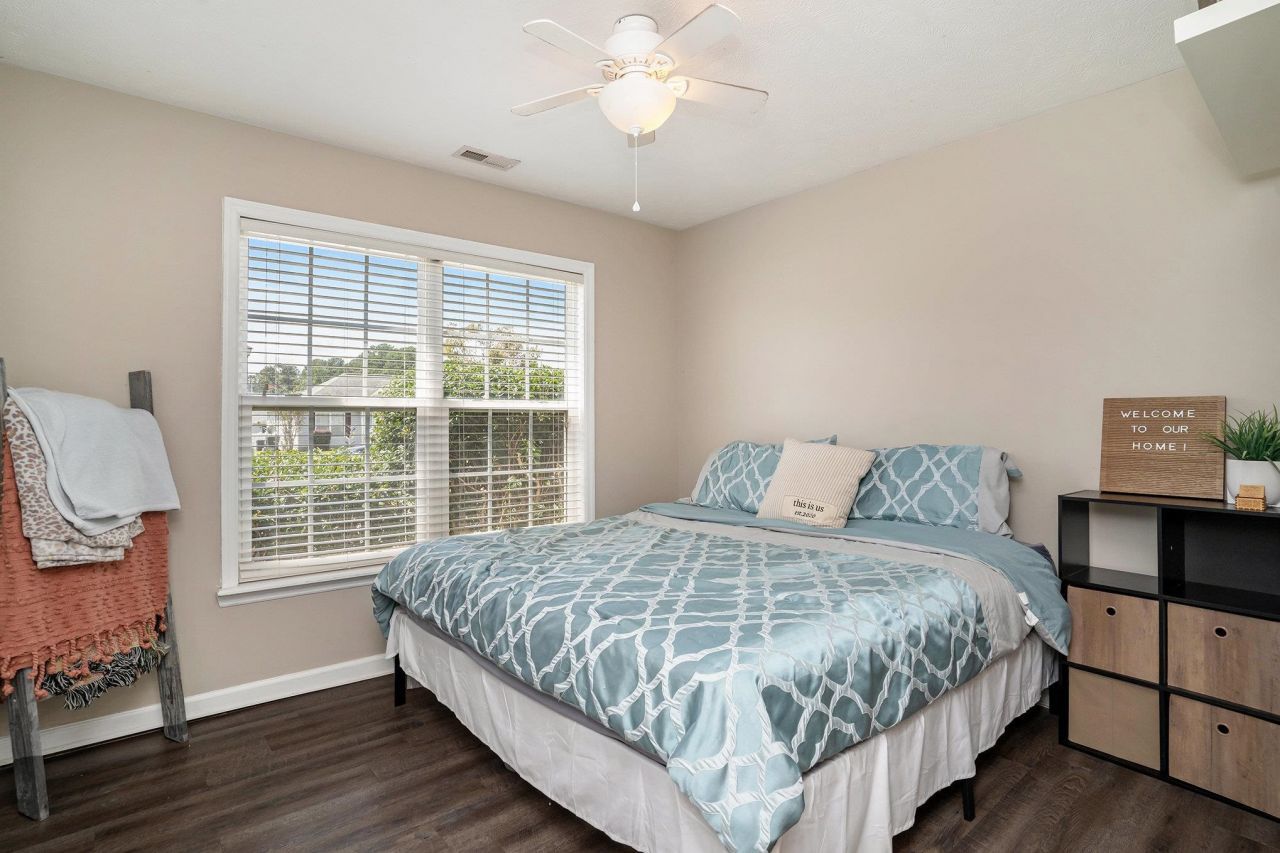 1036 Augustus Dr. Photo 21