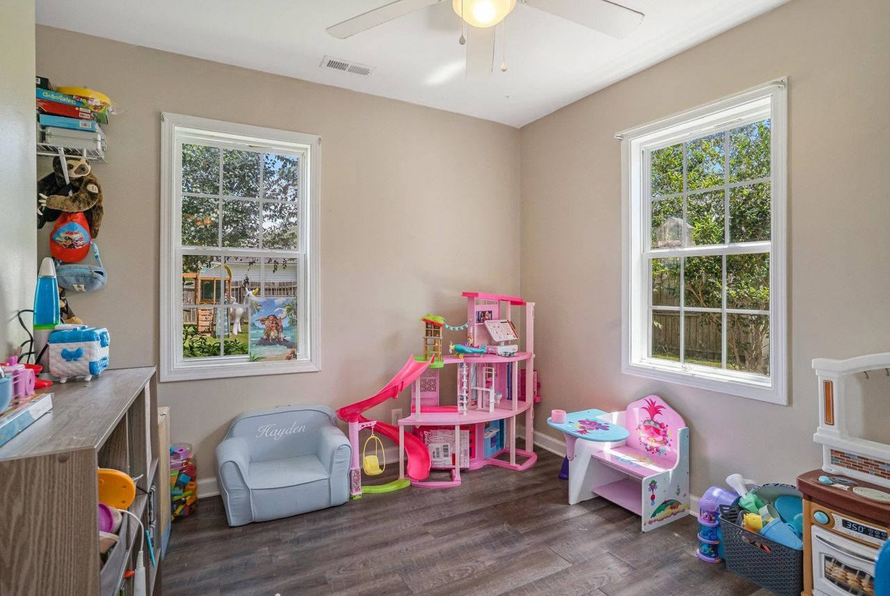 1036 Augustus Dr. Photo 23