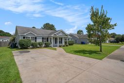 1036 Augustus Dr. photo 4