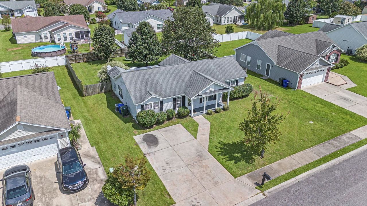 1036 Augustus Dr. Photo 33