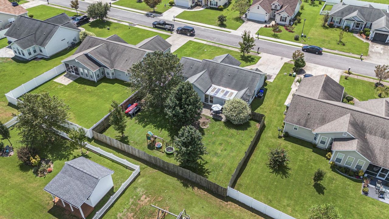 1036 Augustus Dr. Photo 34