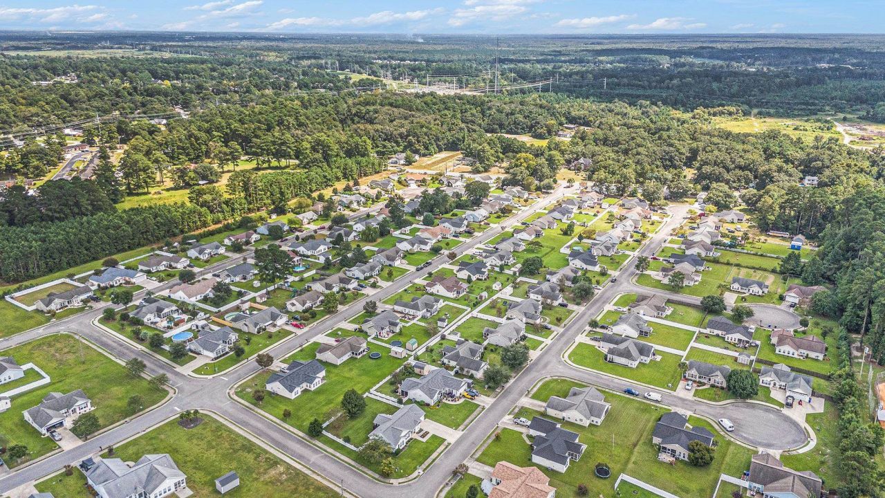 1036 Augustus Dr. Photo 36