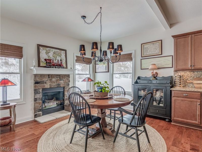 971 Montford Circle, Uniontown, OH 44685 Photo 11