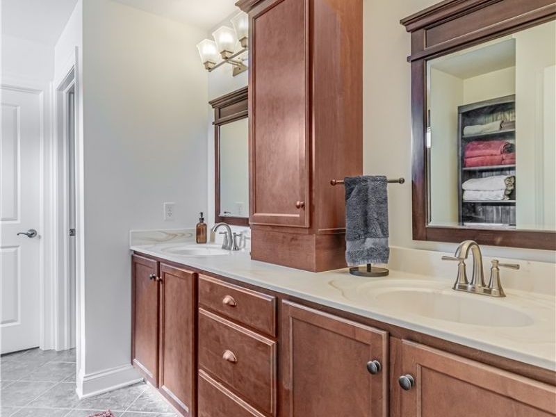 971 Montford Circle, Uniontown, OH 44685 Photo 16