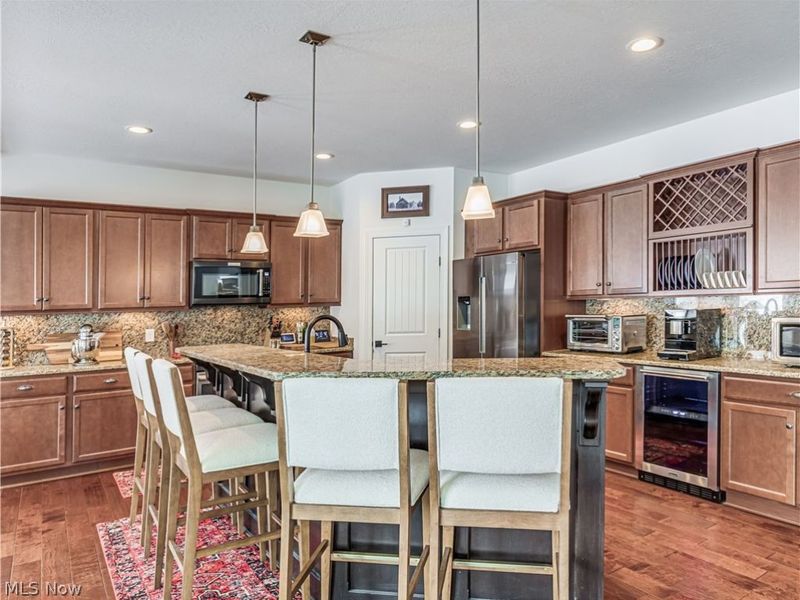 971 Montford Circle, Uniontown, OH 44685 Photo 7