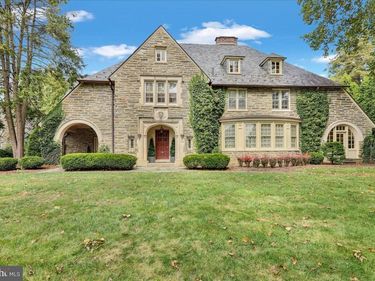 1199 READING BOULEVARD , WYOMISSING, PA 19610