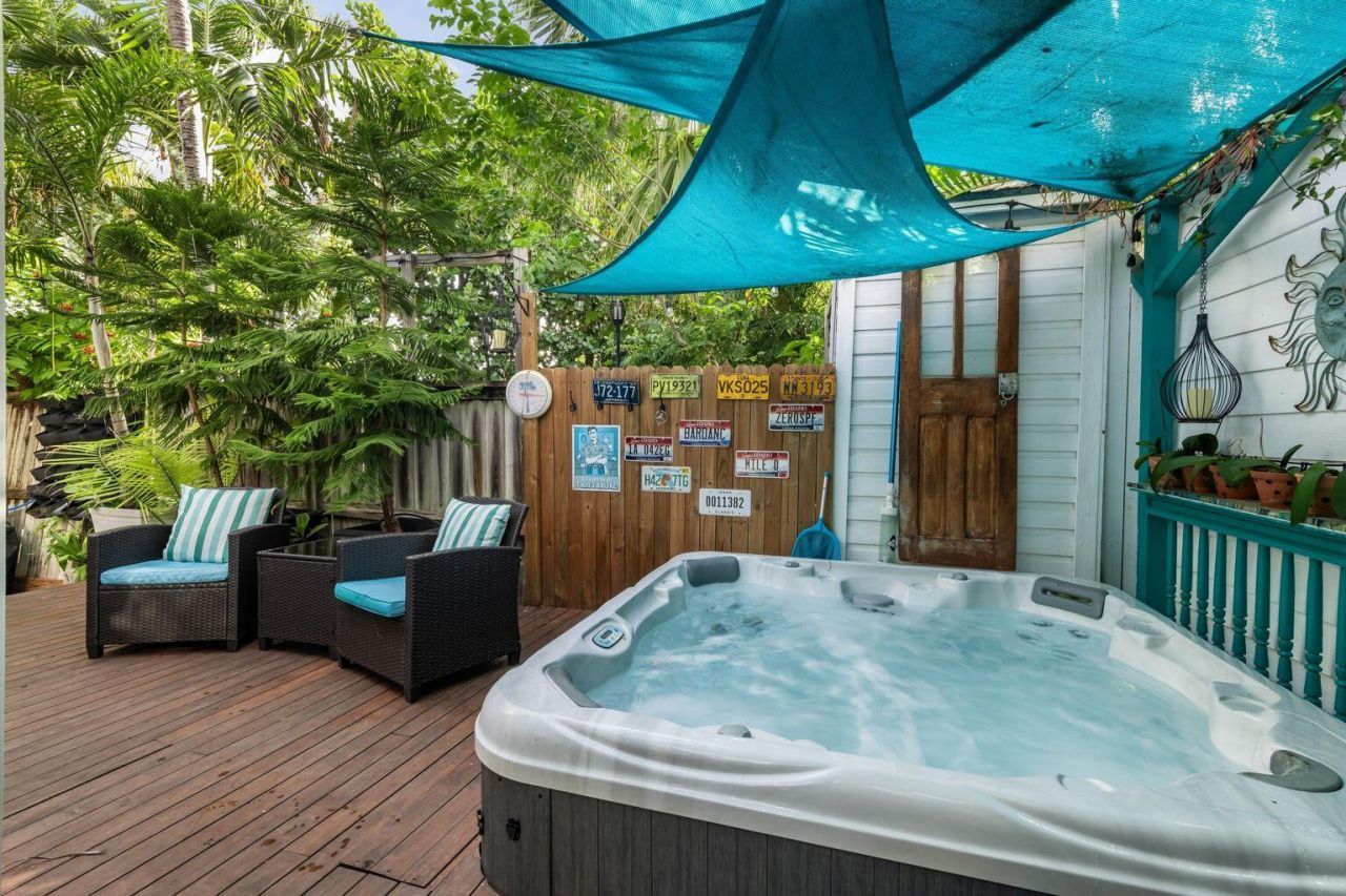 1211 Knowles Lane, Key West, FL 33040 Photo