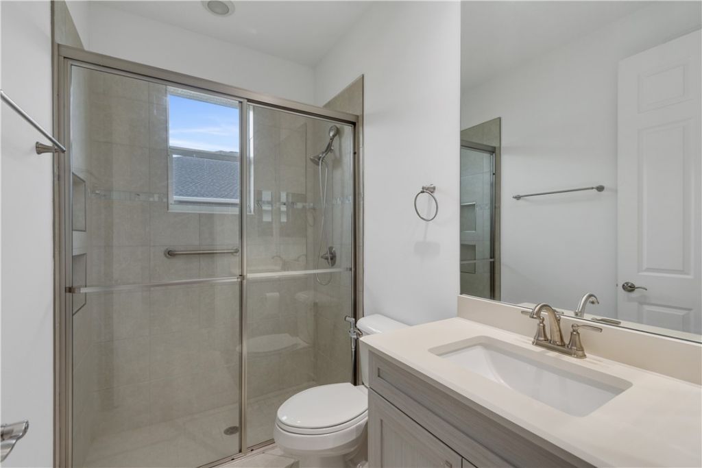 8330 Summer Lake Drive, Vero Beach, FL 32967 Photo
