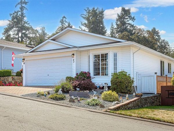 43 Eagle Lane, View Royal, BC V9A 7M2