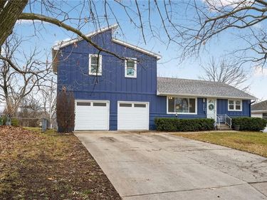 9147 MAIN Street, Kansas City, MO 64114