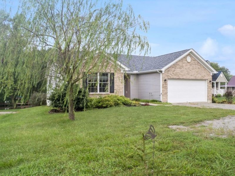 820 Waynoka Drive, Jackson Twp, OH 45171 Photo 3